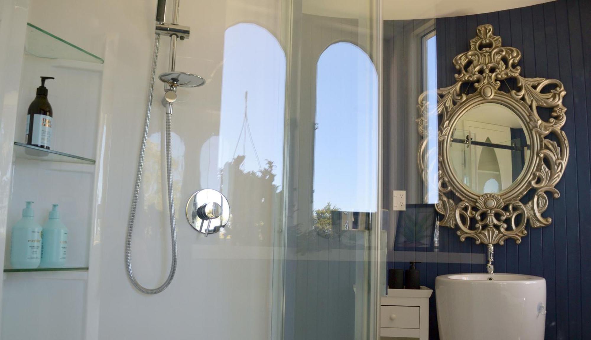 Kingsdown Manor B&B Тимару Экстерьер фото