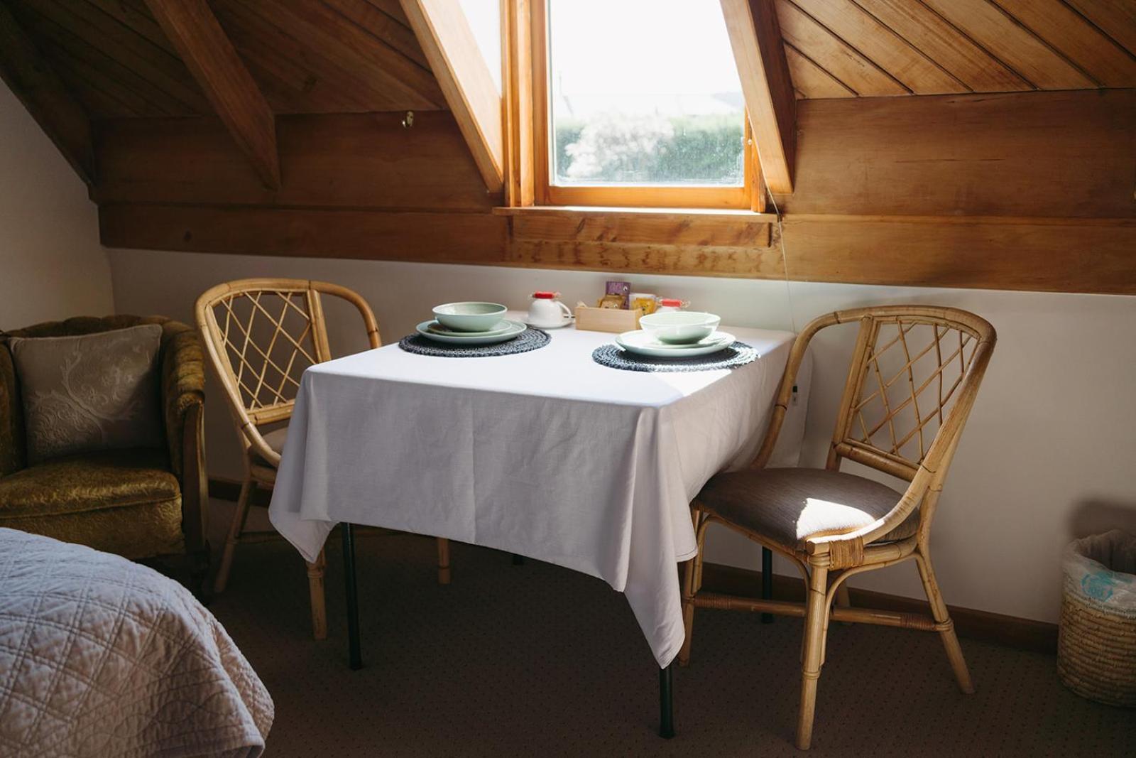 Kingsdown Manor B&B Тимару Номер фото